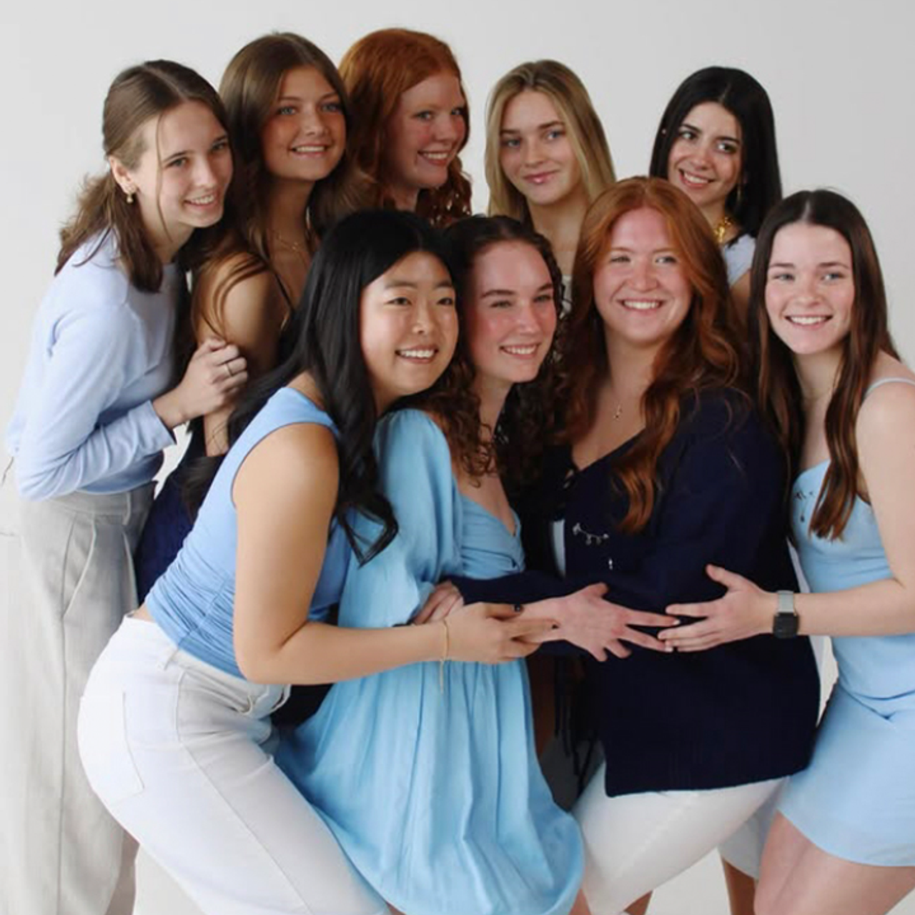 Group of undergraduate Alpha Delta Pi women